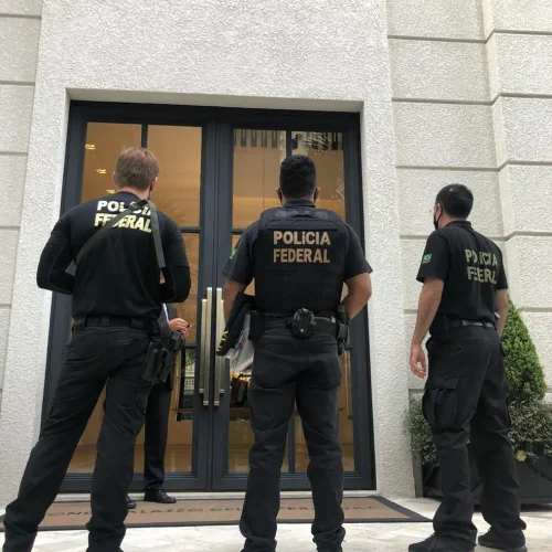 PF realiza operação em SP contra suposto esquema de sonegação e lavagem de dinheiro em grupo financeiro