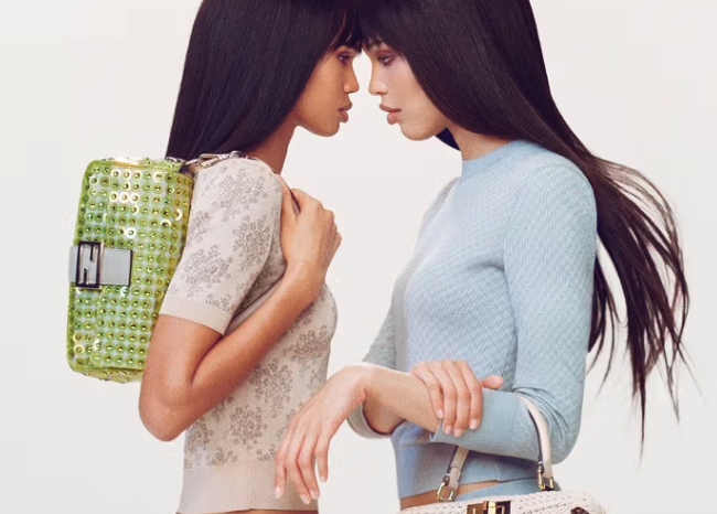 Fendi Apresenta Nova Campanha Global: A Dualidade da Baguette e Peekaboo
